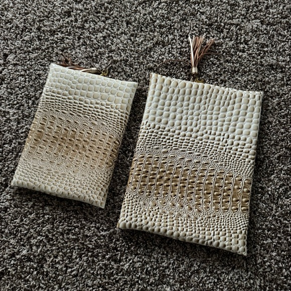 Makeup Junkie Bubble Gator Sand Makeup Bag Bundle - Picture 3 of 5